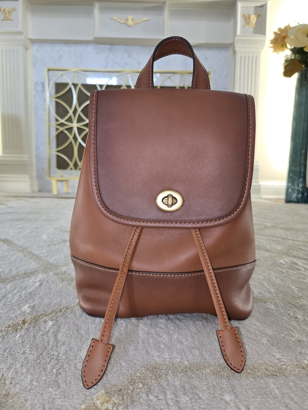 The COACH Originals Turnlock Glove Tanned Leather Backpack 3334